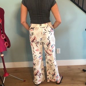 BRIGGS Flowered Pants